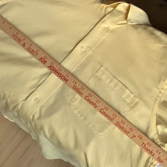 Izod 17 -34-35  yellow men’s shirt - Picture 4 of 5